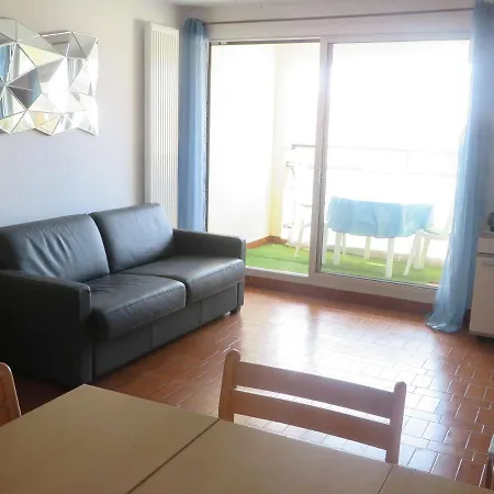 Alcove Avec Piscine Et Parking, A 300m De La Plage, Pour 4 Personnes - Fr-1-607-139 *